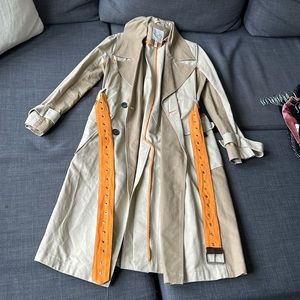 NWOT avec les filles trench coat
